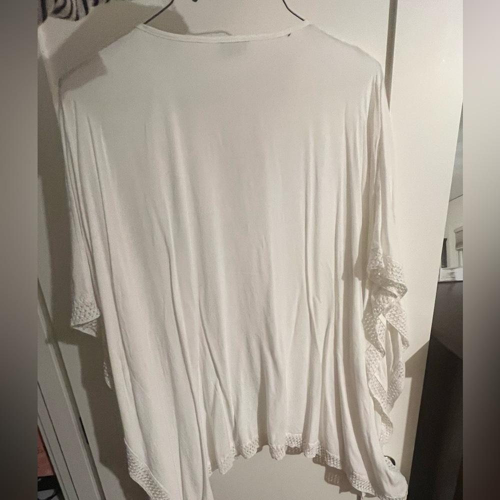 🕶️LULLA COLLECTION by BINDYA White Pom-pom Trimmed Beach Swim Kimono Cover Up - Picture 3 of 4